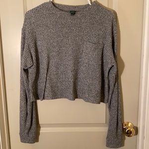 Gray Cropped Long Sleeve Shirt